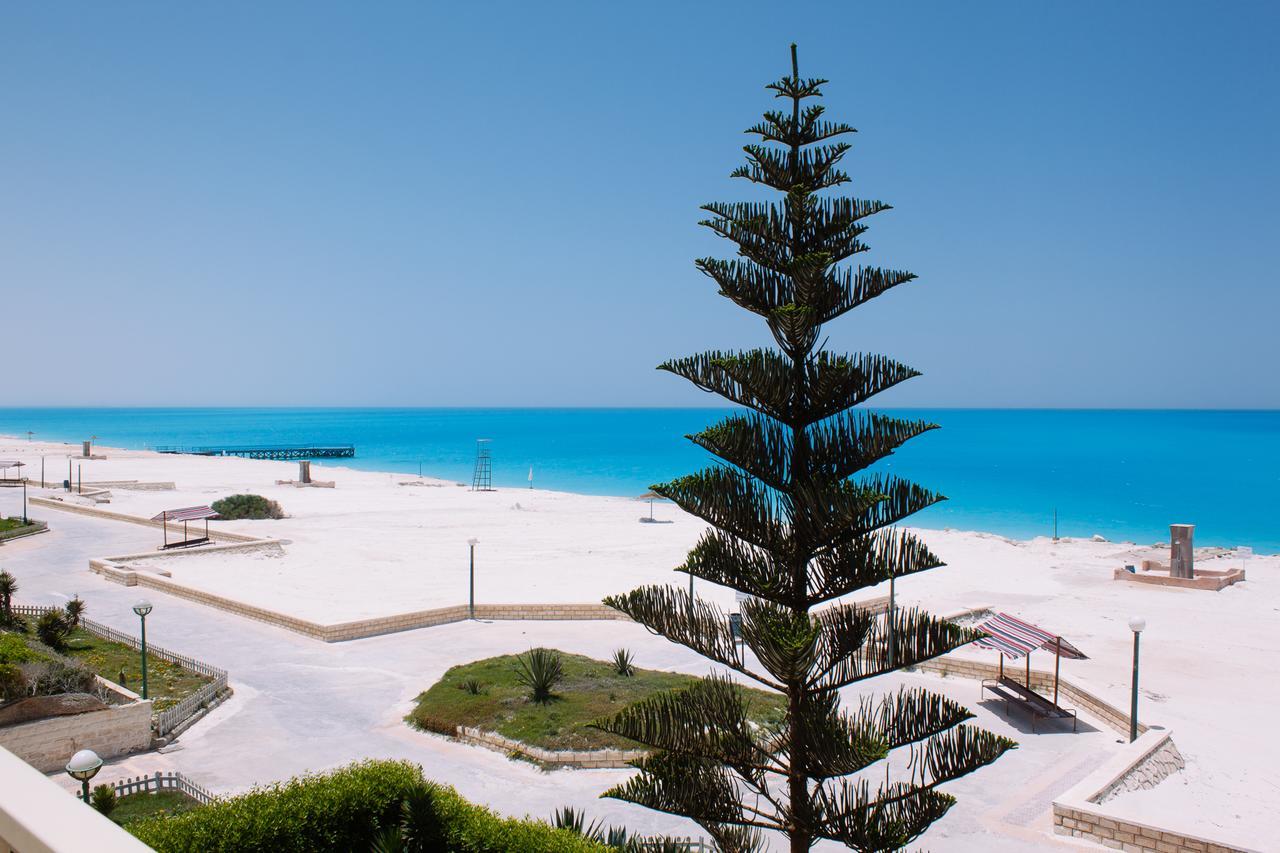 Beachfront Chalet In Green Beach, North Coast El Alamein Luaran gambar